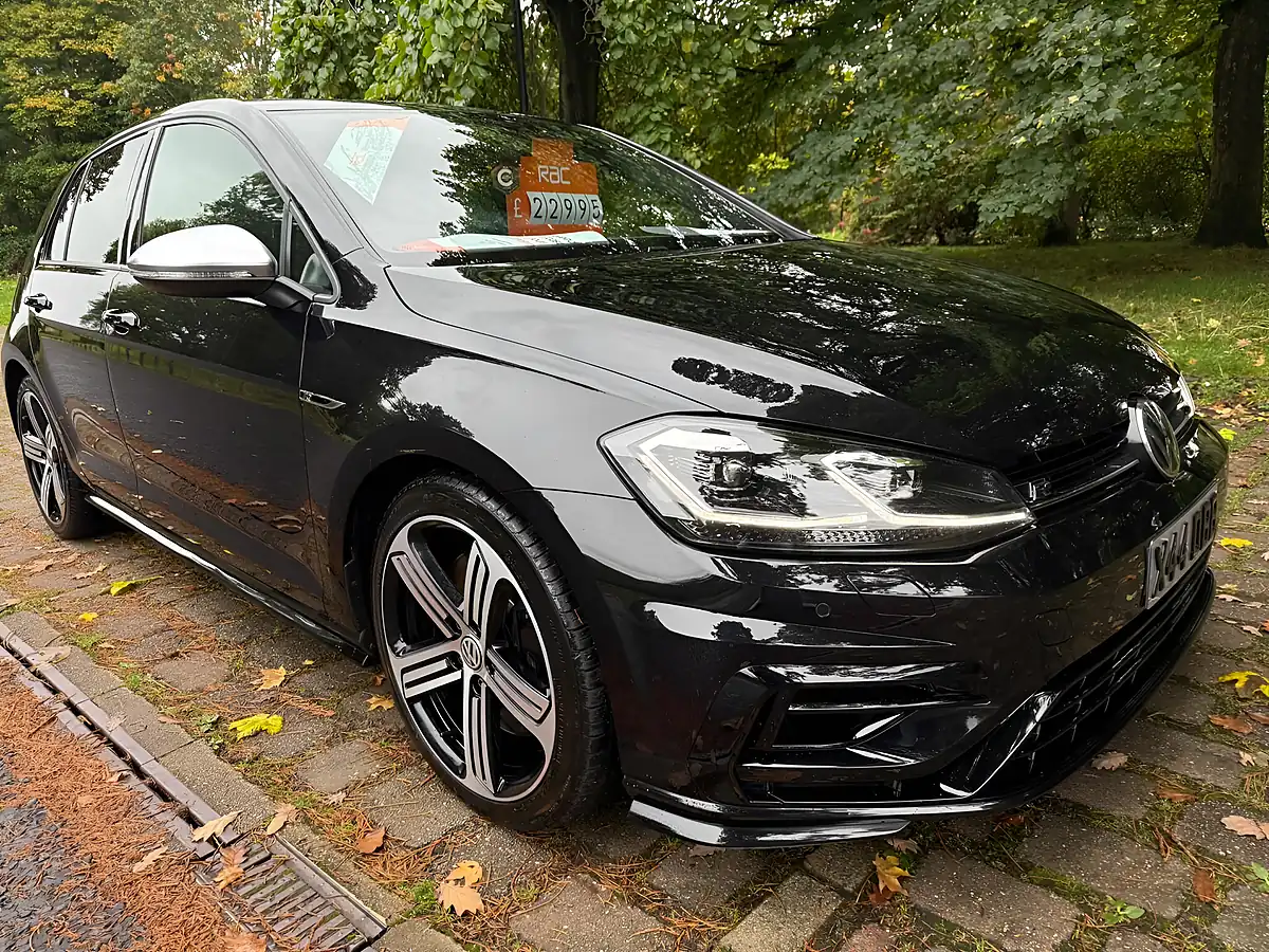 Used 2020 Volkswagen Golf R Black - Interior and Exterior details 12