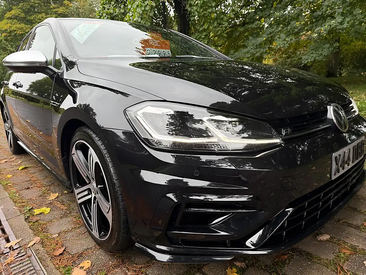 Used 2020 Volkswagen Golf R Black - Interior and Exterior details 13