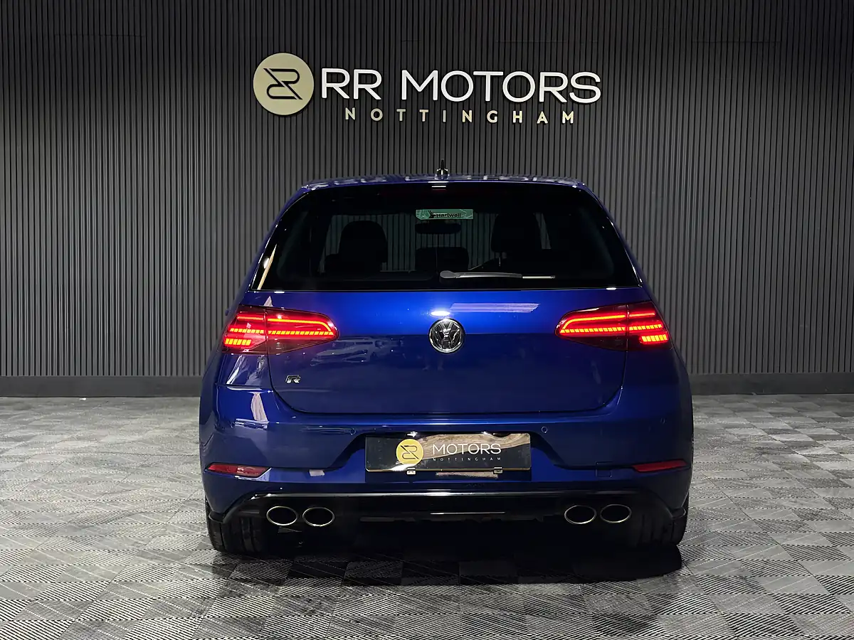 Used 2020 Volkswagen Golf R Blue - Interior and Exterior details 4