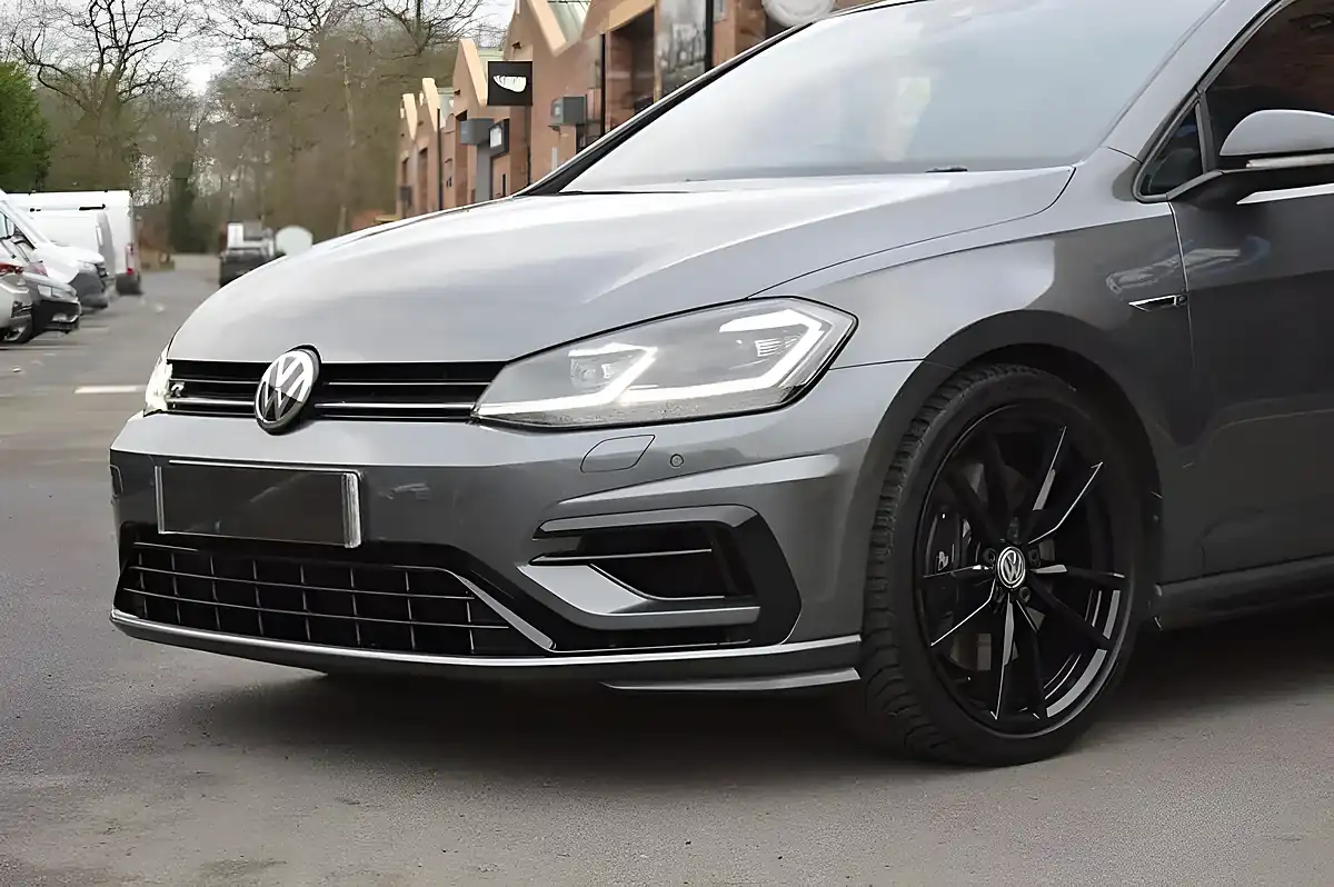 Used 2020 Volkswagen Golf R Grey - Interior and Exterior details 13