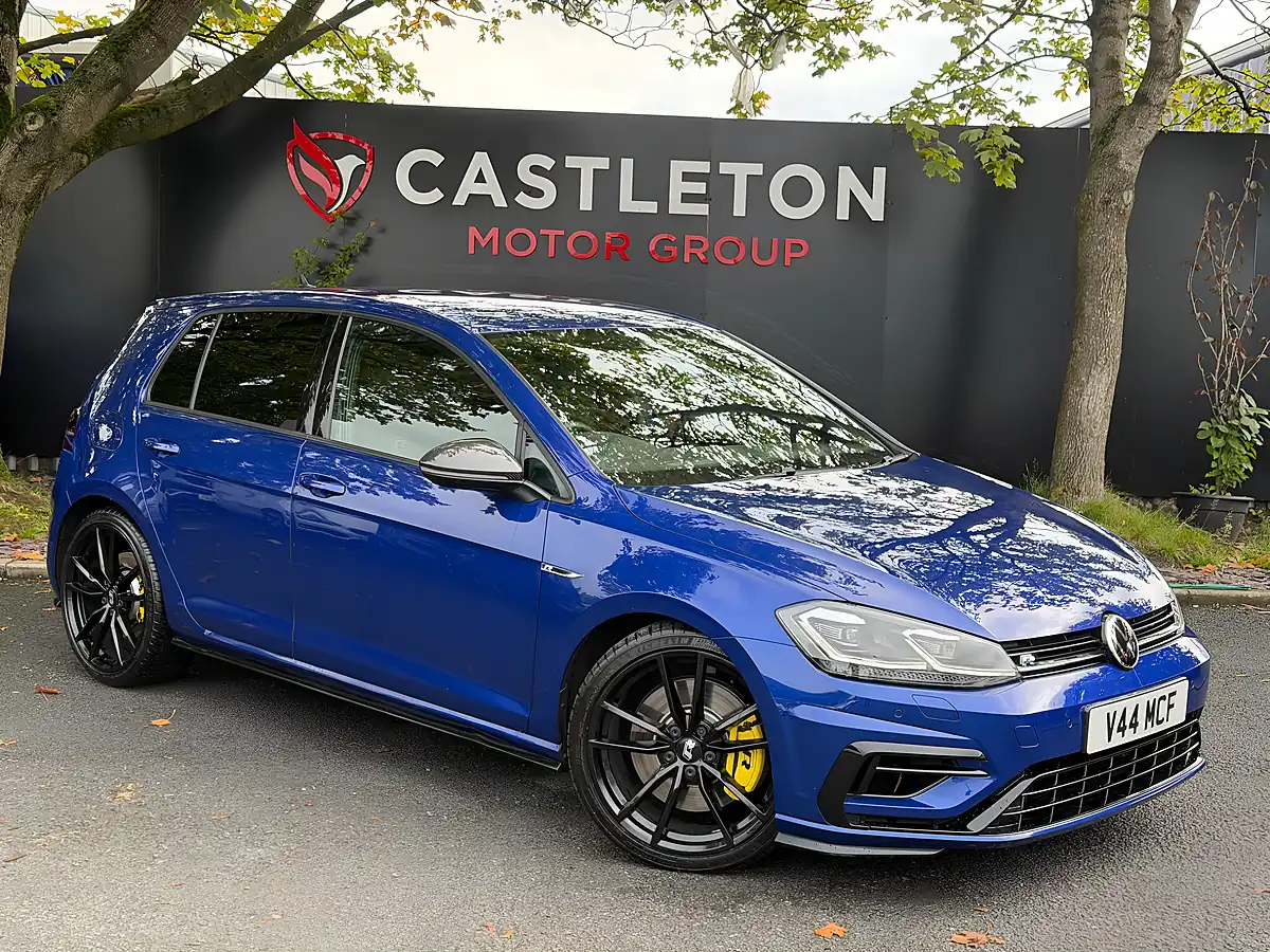 Used 2020 Volkswagen Golf R Lapiz Blue - Interior and Exterior details 2
