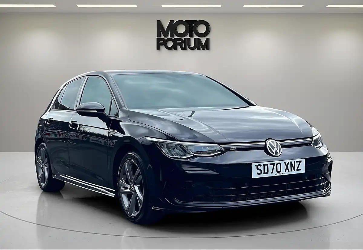 Used 2020 Volkswagen Golf R-Line Black - Interior and Exterior details 9