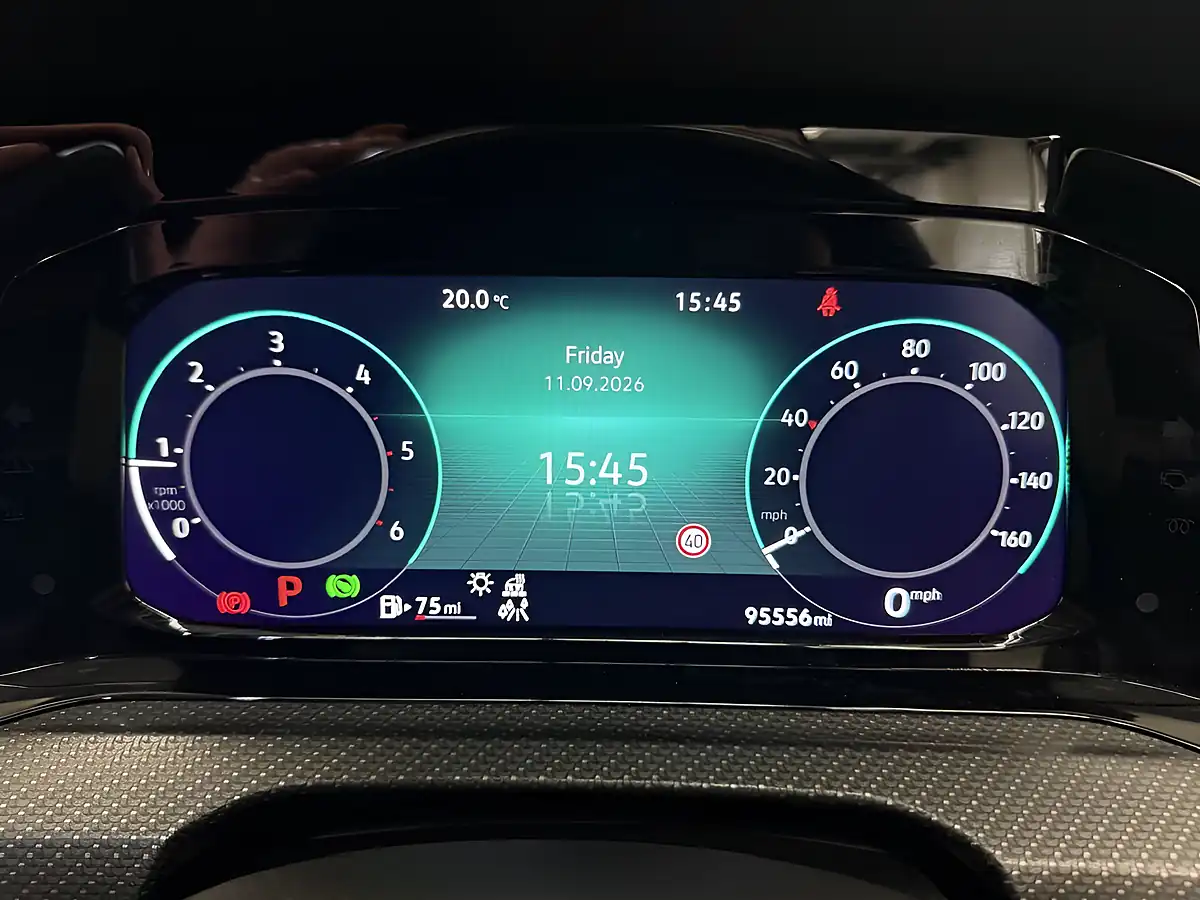 Used 2020 Volkswagen Golf R-Line Black - Interior and Exterior details 16