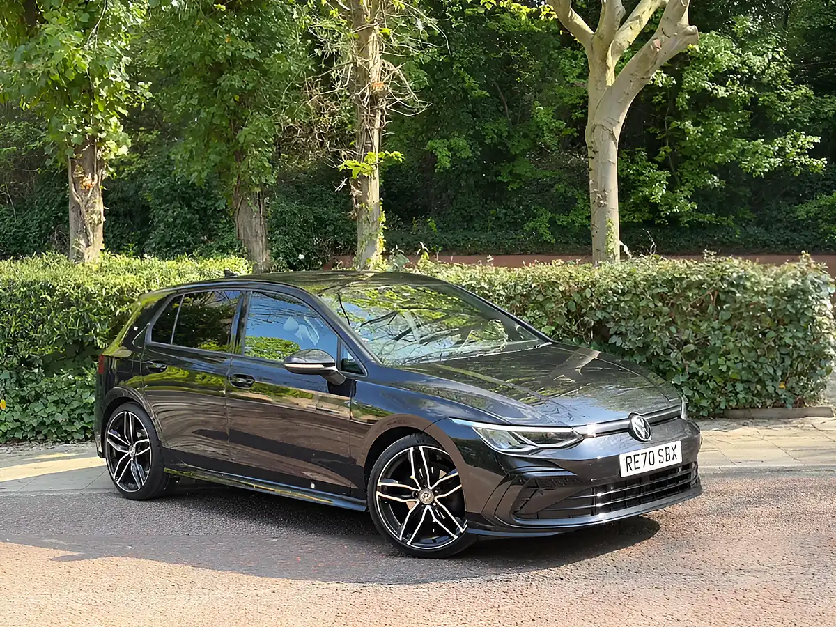 Used 2020 Volkswagen Golf R-Line Black - Interior and Exterior details 2