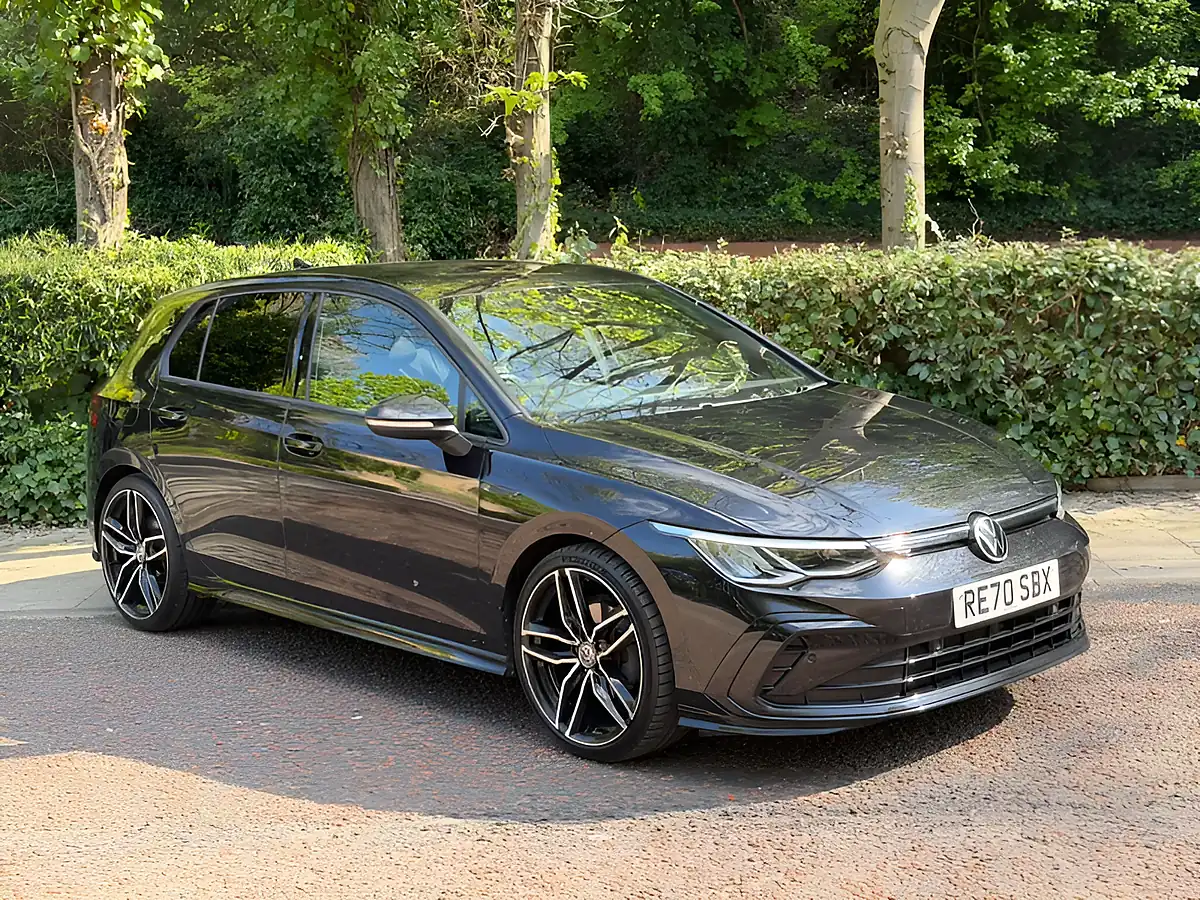 Used 2020 Volkswagen Golf R-Line Black - Interior and Exterior details 5