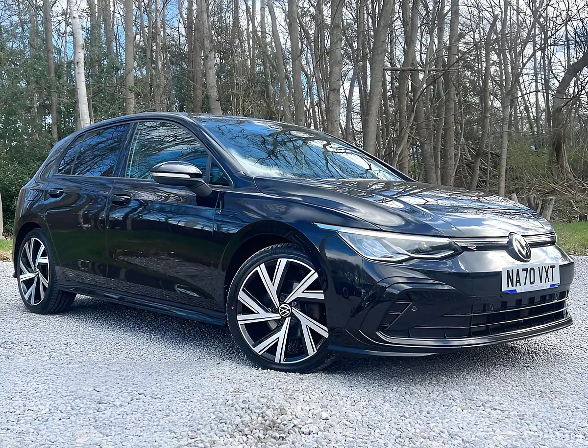 Used 2020 Volkswagen Golf R-Line Deep Black - Front View