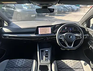 Used 2020 Volkswagen Golf R-Line Deep Black - Interior and Exterior details 11