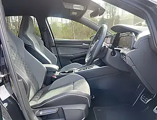 Used 2020 Volkswagen Golf R-Line Deep Black - Interior and Exterior details 13