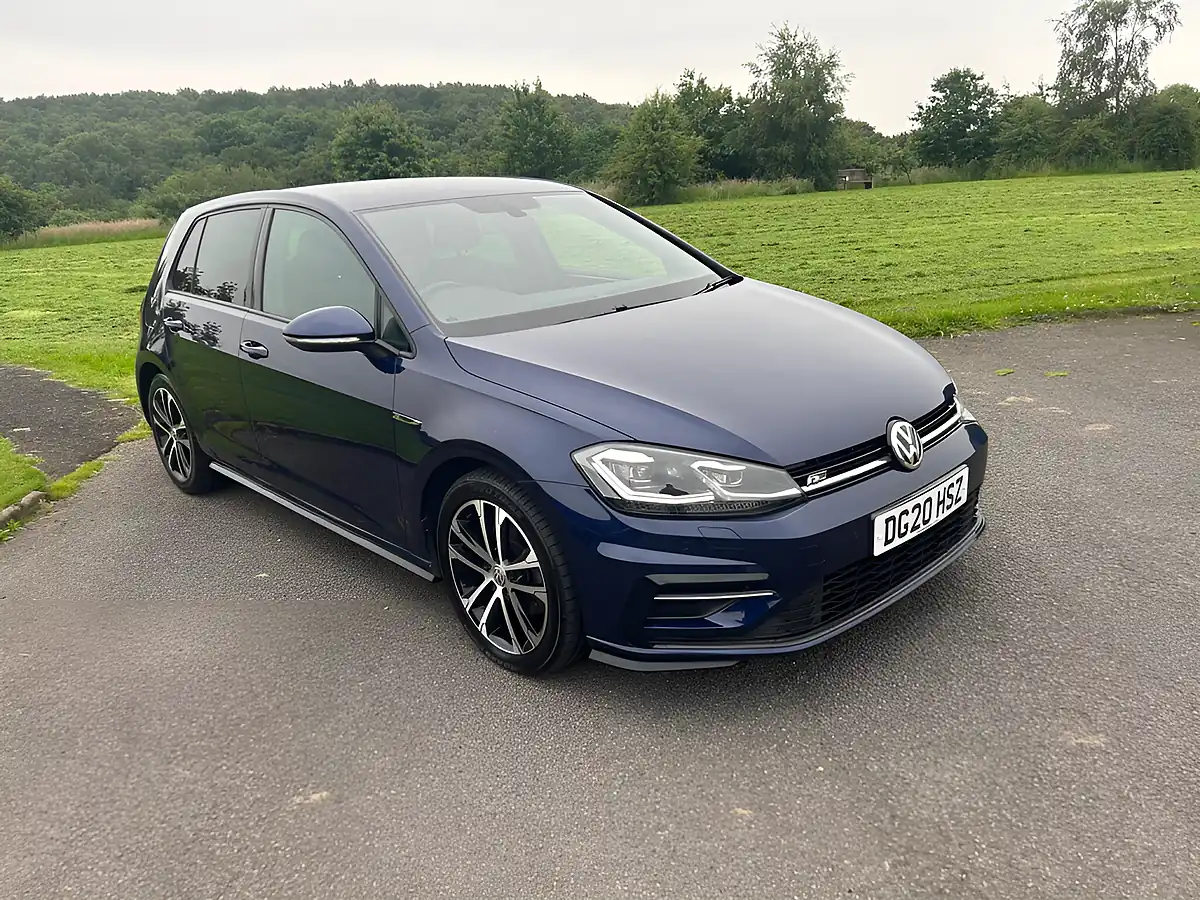 Used 2020 Volkswagen Golf R-Line Edition Blue - Front View