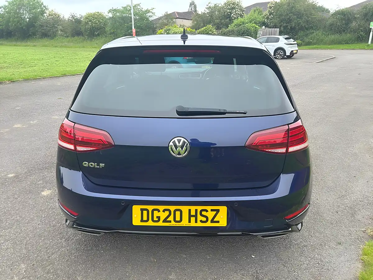 Used 2020 Volkswagen Golf R-Line Edition Blue - Interior and Exterior details 7