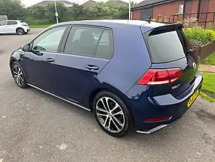 Used 2020 Volkswagen Golf R-Line Edition Blue - Interior and Exterior details 8