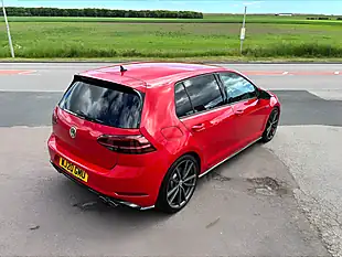 Used 2020 Volkswagen Golf R Red - Interior and Exterior details 3