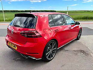 Used 2020 Volkswagen Golf R Red - Interior and Exterior details 5