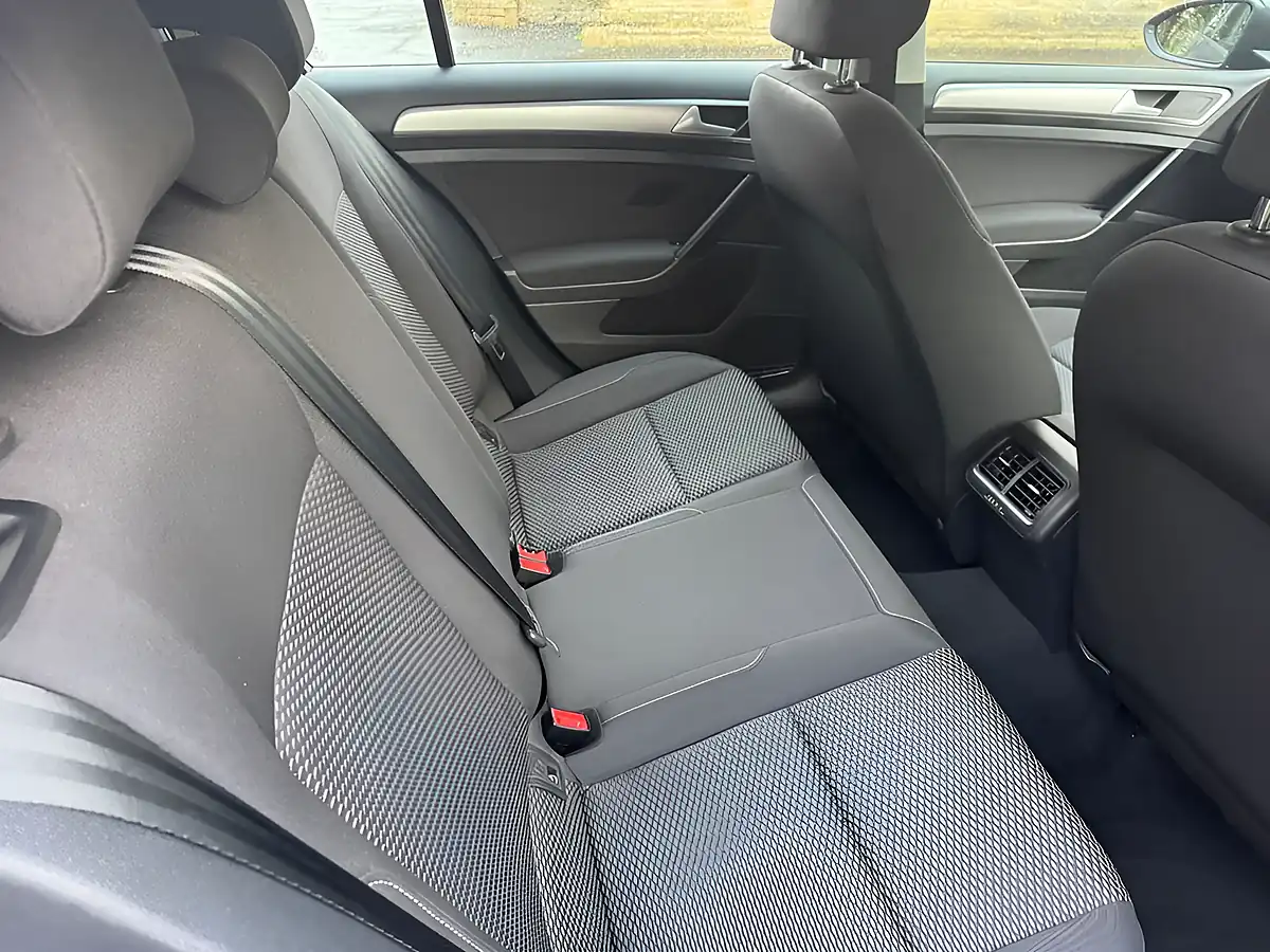 Used 2020 Volkswagen Golf S Urano Grey - Interior and Exterior details 9