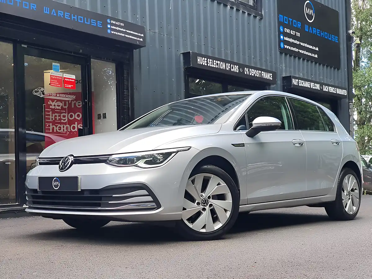 Used 2020 Volkswagen Golf Style Silver - Front View