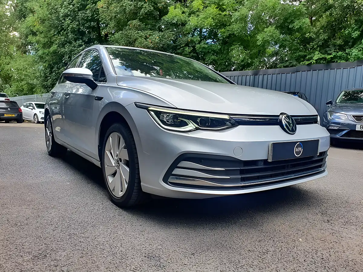 Used 2020 Volkswagen Golf Style Silver - Interior and Exterior details 7
