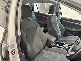 Used 2020 Volkswagen Golf Style White - Interior and Exterior details 7