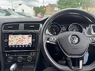 Used 2020 Volkswagen Golf White - Interior and Exterior details 10