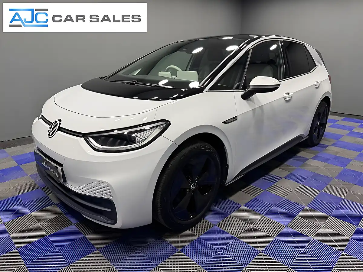 Used 2020 Volkswagen ID.3 Pro Performance 1ST Edition Glacier White - Front View