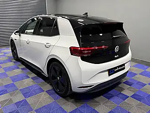 Used 2020 Volkswagen ID.3 Pro Performance 1ST Edition Glacier White - Interior and Exterior details 12
