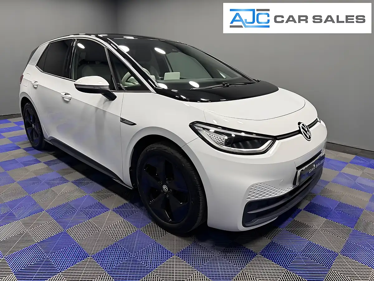 Used 2020 Volkswagen ID.3 Pro Performance 1ST Edition Glacier White - Interior and Exterior details 2