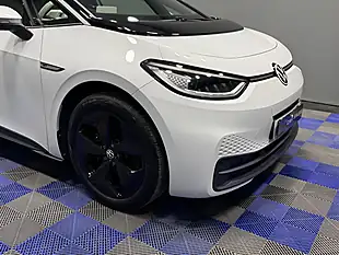 Used 2020 Volkswagen ID.3 Pro Performance 1ST Edition Glacier White - Interior and Exterior details 3