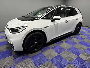 Used 2020 Volkswagen ID.3 Pro Performance 1ST Edition Glacier White - Interior and Exterior details 6