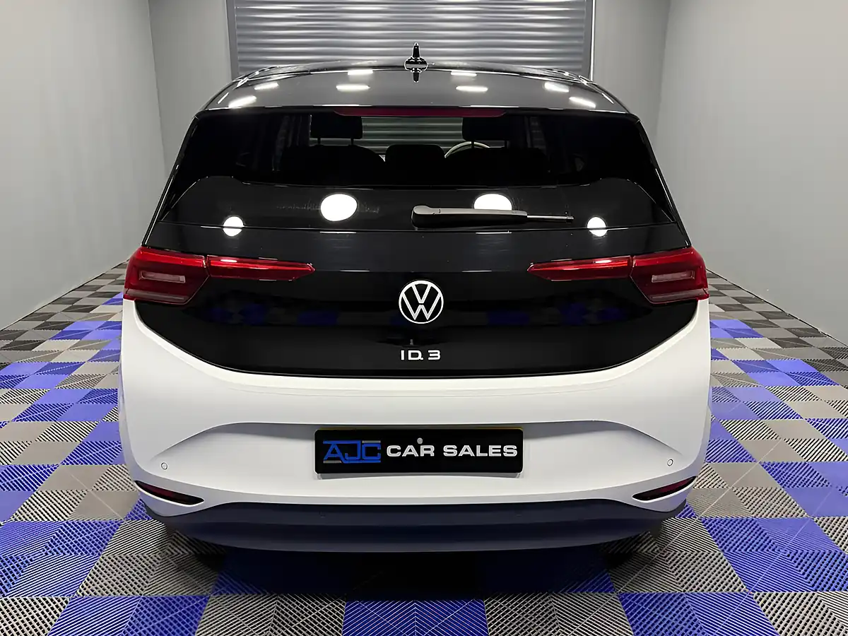 Used 2020 Volkswagen ID.3 Pro Performance 1ST Edition Glacier White - Interior and Exterior details 8
