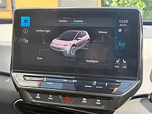 Used 2020 Volkswagen ID.3 Pro Performance Family White - Interior and Exterior details 19
