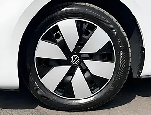 Used 2020 Volkswagen ID.3 Pro Performance Family White - Interior and Exterior details 5