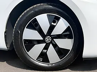 Used 2020 Volkswagen ID.3 Pro Performance Family White - Interior and Exterior details 9