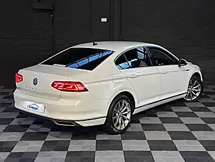 Used 2020 Volkswagen Passat Advance Pure White - Interior and Exterior details 13