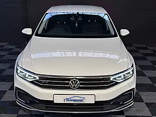 Used 2020 Volkswagen Passat Advance Pure White - Interior and Exterior details 7