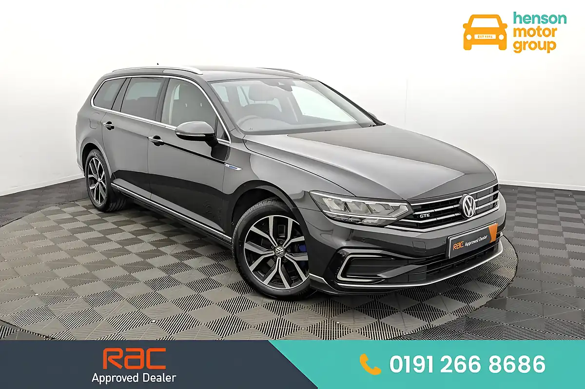 Used 2020 Volkswagen Passat Gte Grey - Front View