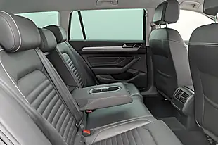 Used 2020 Volkswagen Passat Gte Grey - Interior and Exterior details 10