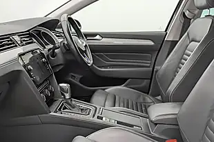 Used 2020 Volkswagen Passat Gte Grey - Interior and Exterior details 12
