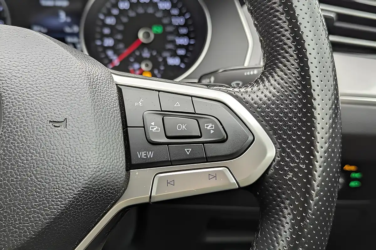 Used 2020 Volkswagen Passat Gte Grey - Interior and Exterior details 15