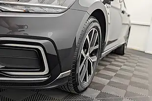 Used 2020 Volkswagen Passat Gte Grey - Interior and Exterior details 18
