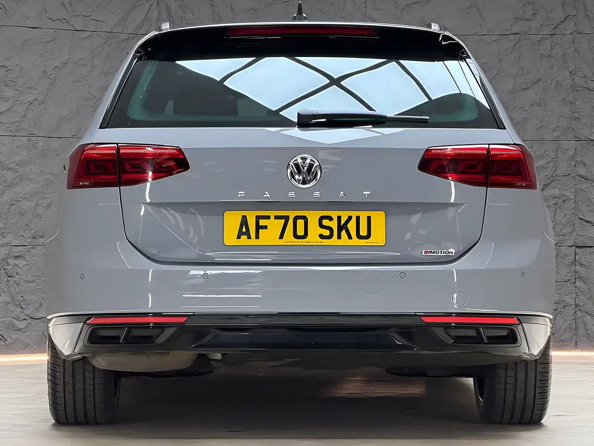 Used 2020 Volkswagen Passat R-Line Edition Grey - Interior and Exterior details 15