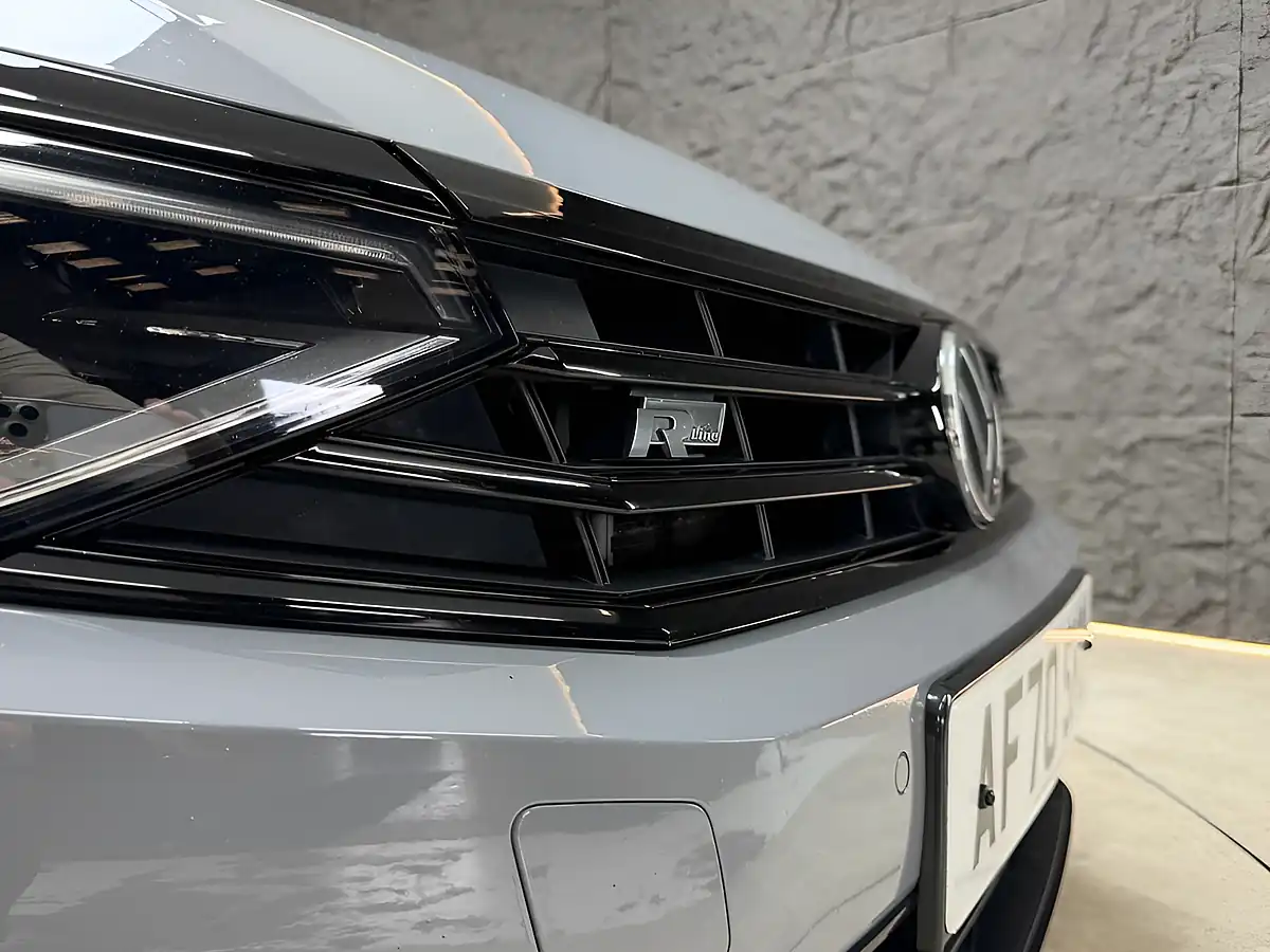 Used 2020 Volkswagen Passat R-Line Edition Grey - Interior and Exterior details 18