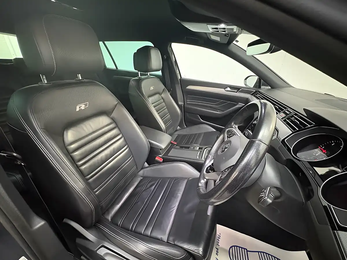 Used 2020 Volkswagen Passat R-Line Grey - Interior and Exterior details 8