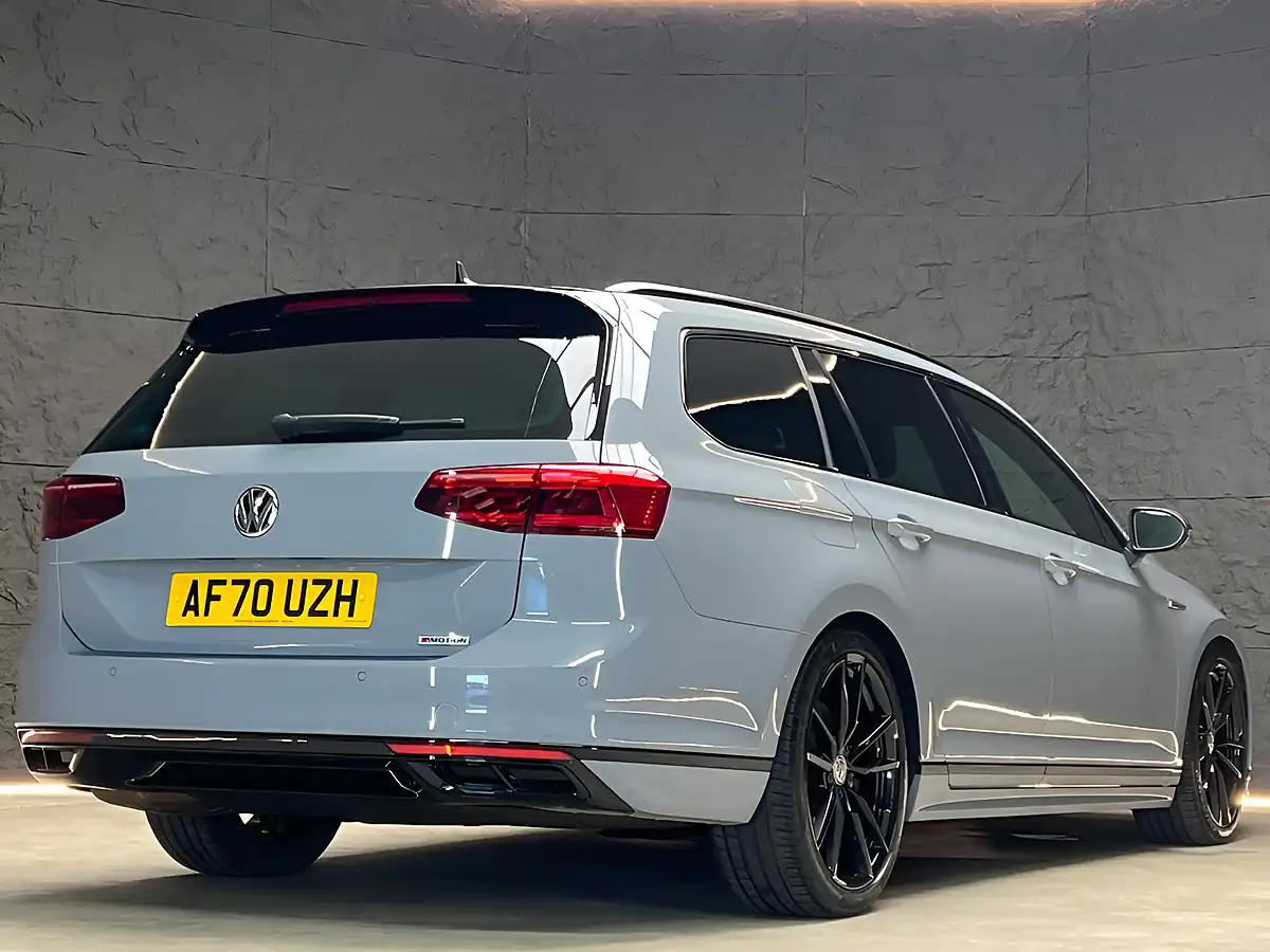 Used 2020 Volkswagen Passat R-Line Urano Grey - Interior and Exterior details 12