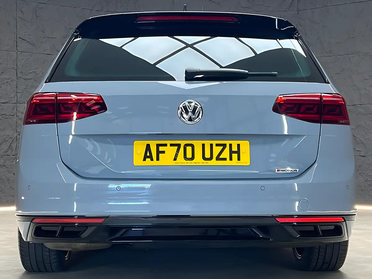 Used 2020 Volkswagen Passat R-Line Urano Grey - Interior and Exterior details 15