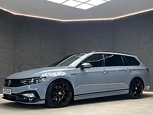 Used 2020 Volkswagen Passat R-Line Urano Grey - Interior and Exterior details 4