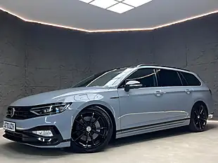 Used 2020 Volkswagen Passat R-Line Urano Grey - Interior and Exterior details 5