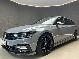 Used 2020 Volkswagen Passat R-Line Urano Grey - Interior and Exterior details 9