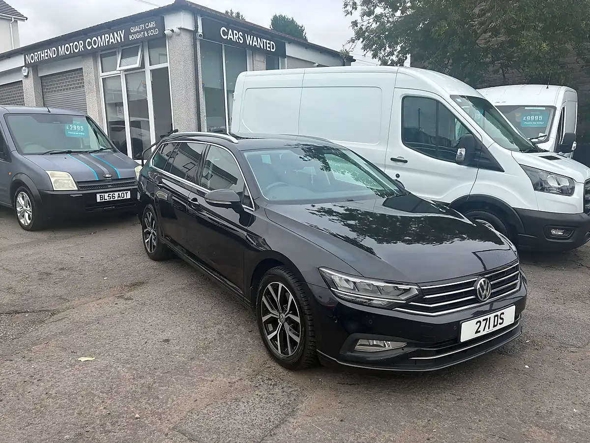 Used 2020 Volkswagen Passat Sel Black - Front View
