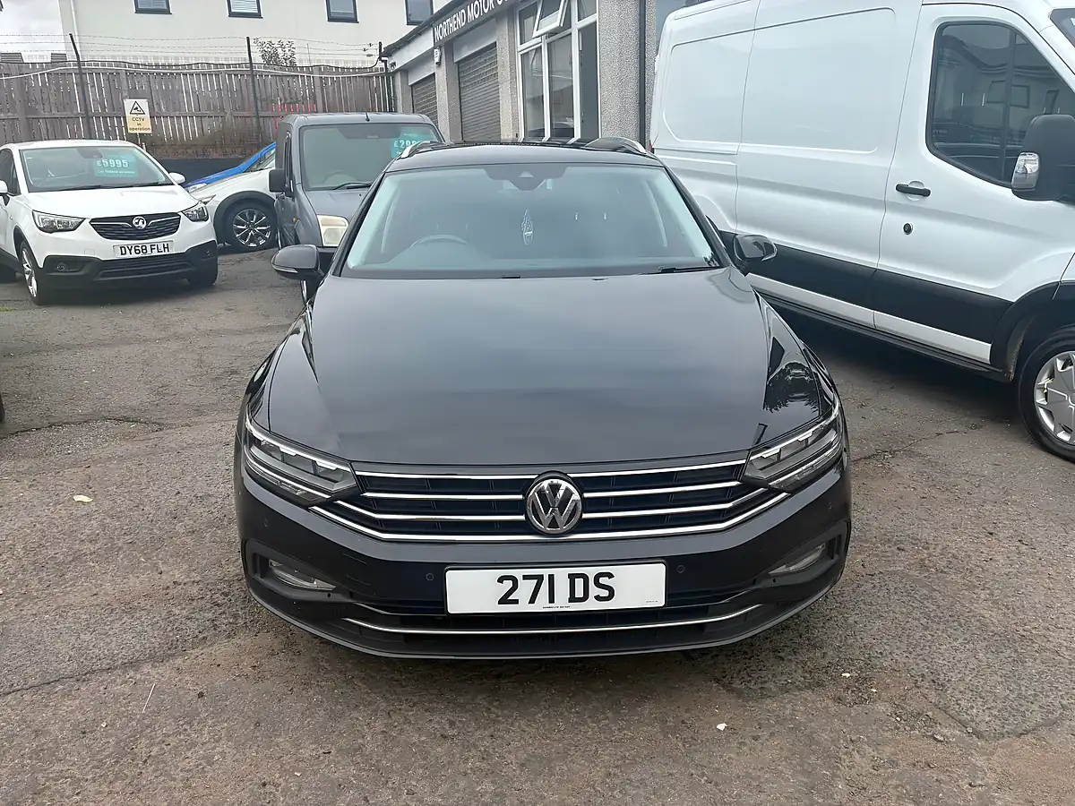 Used 2020 Volkswagen Passat Sel Black - Interior and Exterior details 7