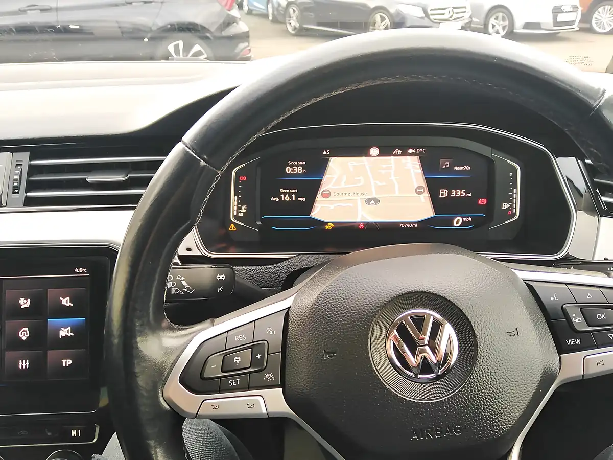 Used 2020 Volkswagen Passat Sel Silver - Interior and Exterior details 8