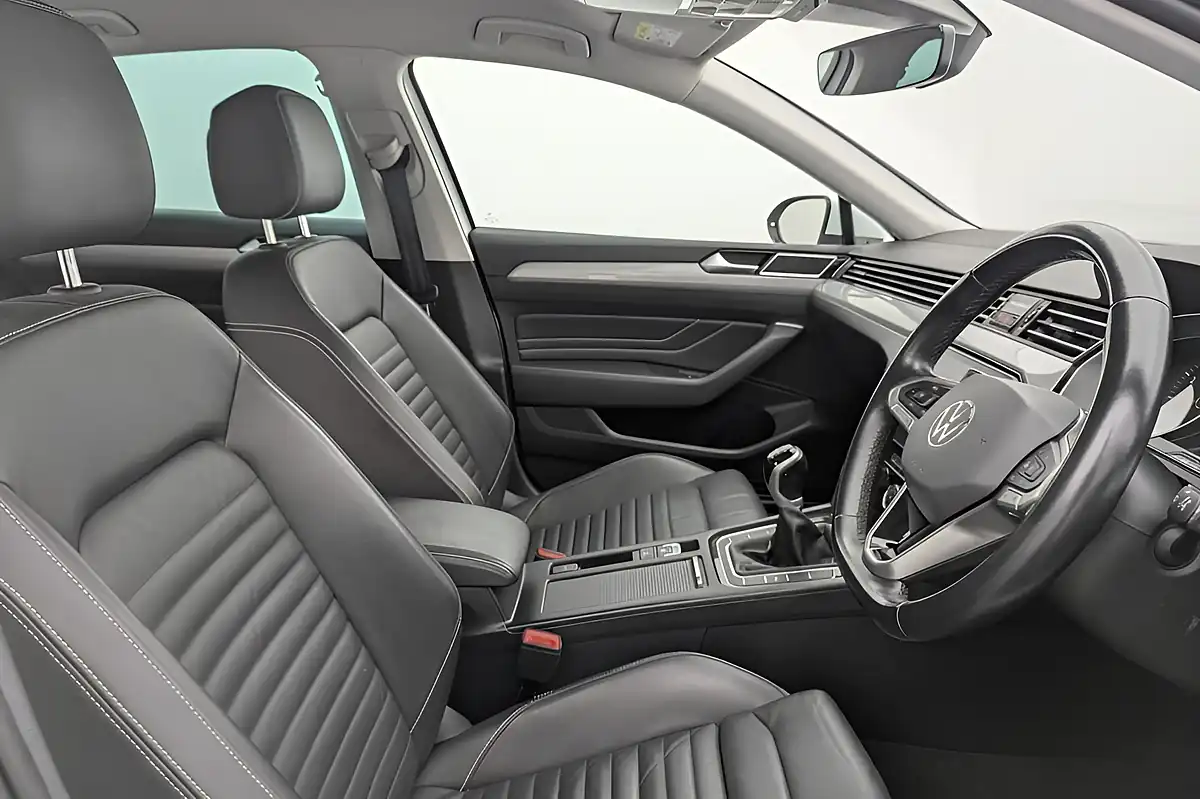 Used 2020 Volkswagen Passat Sel White - Interior and Exterior details 2